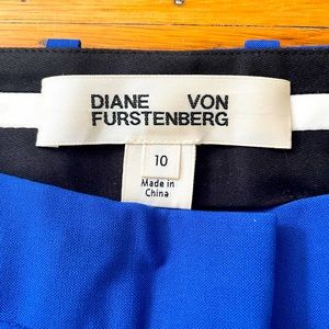 Diane Von Furstenberg electric blue wool blend pleated trouser pants.